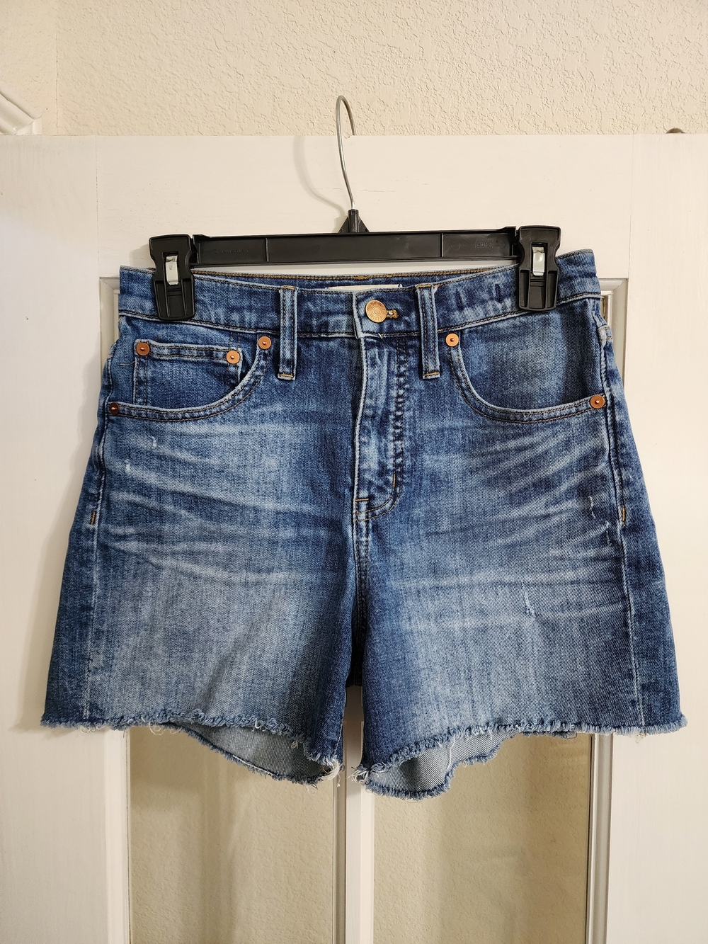 Madewell High Rise Denim Shorts Raw Hem Medium Wash Size 25 F7019